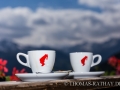 Meinl-Espressotassen vor Alpenkulisse